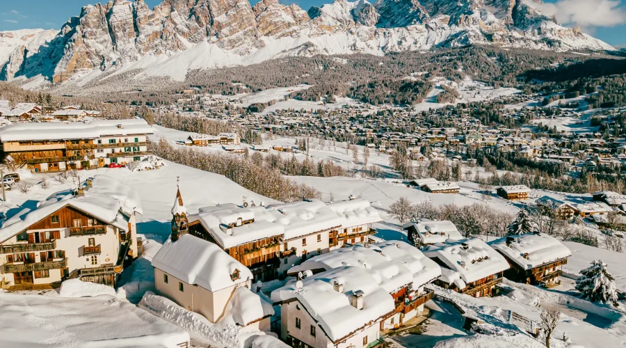 Cortina_Credits_20www.bandion.it_2012_202-scaled-q23nl1bq6mi3qi4ftwilnfjz30bk9zo4oqeqhfvnns