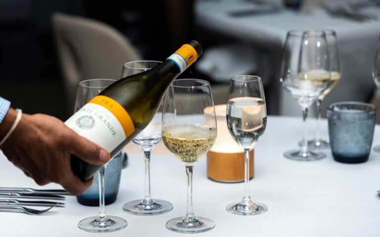 the-loren-turtle-cove-wine-room-1024x640